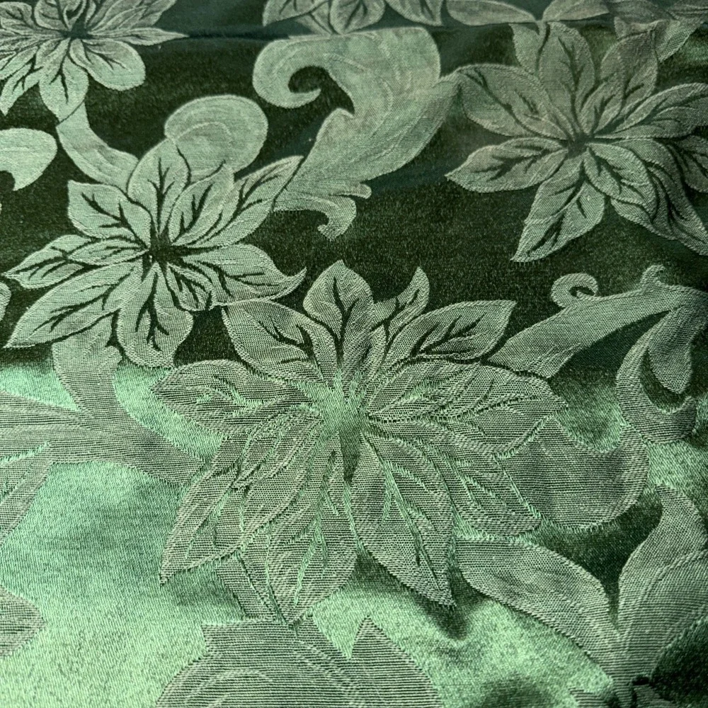 St Nicholas Square Emerald Green Tablecloth Fabric Oblong Rectangle 60 x 104